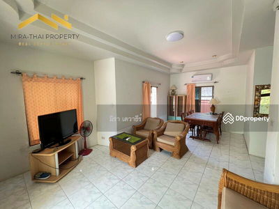 House for rent two-storey. On Sukhumvit Road - South Pattaya, Chon Buri, Thailand House for rent two-storey. On Sukhumvit Road - South Pattaya, Chon Buri, Thailand