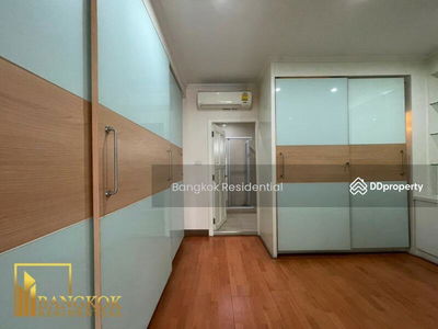 Detached House, Bangkok, Thailand Detached House, Bangkok, Thailand