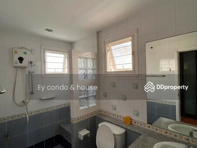 Nanthawan Pracha Chuen, Nonthaburi, Thailand Nanthawan Pracha Chuen, Nonthaburi, Thailand