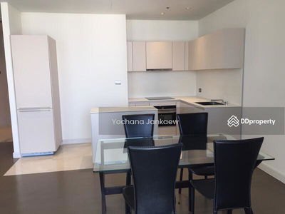 Magnolias Ratchadamri Boulevard, Bangkok, Thailand Magnolias Ratchadamri Boulevard, Bangkok, Thailand