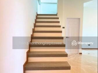 Home office Ekkamai-Ramintra, Bangkok, Thailand Home office Ekkamai-Ramintra, Bangkok, Thailand