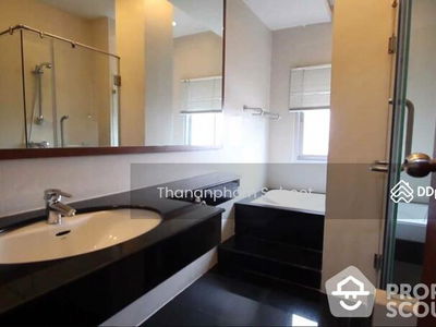 Sathorn Gallery Residences, Bangkok, Thailand Sathorn Gallery Residences, Bangkok, Thailand