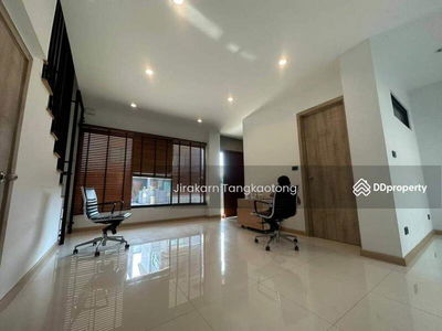 Haus Clover Ratchaphruek - Chaengwattana, can have an office, Nonthaburi, Thailand Haus Clover Ratchaphruek - Chaengwattana, can have an office, Nonthaburi, Thailand