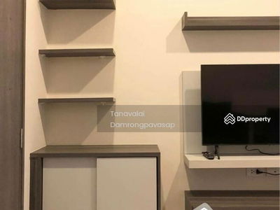 Centric Huai Khwang Station, Bangkok, Thailand Centric Huai Khwang Station, Bangkok, Thailand