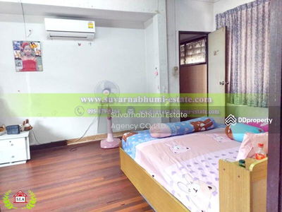 Seri Village, Rama 9 Road., Bangkok, Thailand Seri Village, Rama 9 Road., Bangkok, Thailand