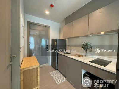 Life Asoke-Rama 9, Bangkok, Thailand Life Asoke-Rama 9, Bangkok, Thailand