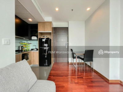 Cheap rent, near BTS Ratchathewi, Wish Signature Midtown Siam, 42nd floor, has a private elevator!! 1 bedroom, 1 bathroom, very new!, Bangkok, Thailand Cheap rent, near BTS Ratchathewi, Wish Signature Midtown Siam, 42nd floor, has a private elevator!! 1 bedroom, 1 bathroom, very new!, Bangkok, Thailand
