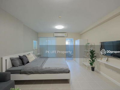 Housing in Ban Ratsada, Thailand Housing in Ban Ratsada, Thailand