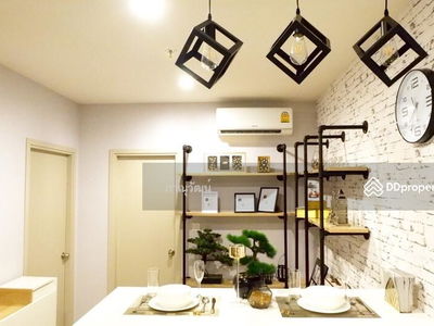 Life Sukhumvit 48, Bangkok, Thailand Life Sukhumvit 48, Bangkok, Thailand