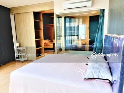 Sky Walk Residences, Bangkok, Thailand Sky Walk Residences, Bangkok, Thailand