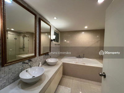 Baan Siri 24, Bangkok, Thailand Baan Siri 24, Bangkok, Thailand