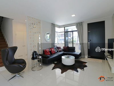 Manthana Onnut–Wongwaen 4, Bangkok, Thailand Manthana Onnut–Wongwaen 4, Bangkok, Thailand