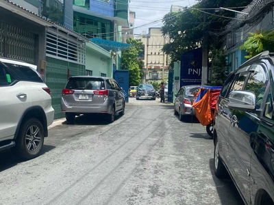 Housing in Ho Chi Minh City, Vietnam Housing in Ho Chi Minh City, Vietnam