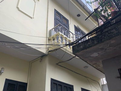 Gehäuse In Hanoi, Vietnam  Gehäuse In Hanoi, Vietnam