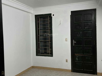 Gehäuse In Hanoi, Vietnam Gehäuse In Hanoi, Vietnam