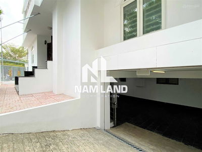 Gehäuse In Nha Be, Vietnam Gehäuse In Nha Be, Vietnam