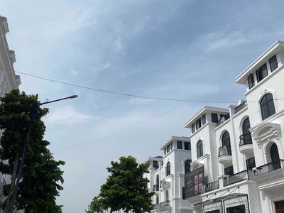 Louis City Hoang Mai, Vietnam  Louis City Hoang Mai, Vietnam