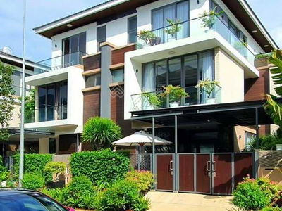 Lavila Kien A - Nha Be, Vietnam  Lavila Kien A - Nha Be, Vietnam