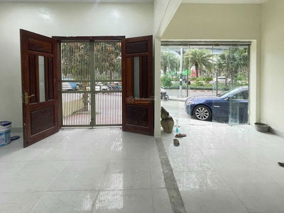 Gehäuse In Co Loa, Vietnam Gehäuse In Co Loa, Vietnam