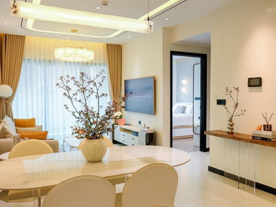 De La Sol, Vietnam De La Sol, Vietnam