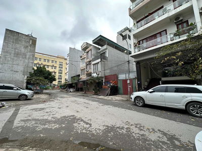 Housing in Ha GJong, Vietnam Housing in Ha GJong, Vietnam