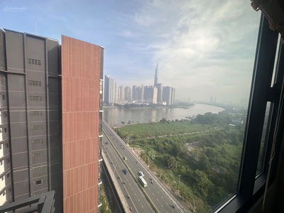 The River Thủ Thiêm, Vietnam  The River Thủ Thiêm, Vietnam