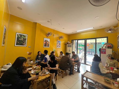 Gehäuse In Hanoi, Vietnam Gehäuse In Hanoi, Vietnam