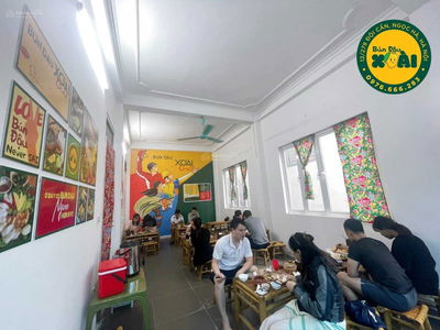 Gehäuse In Hanoi, Vietnam Gehäuse In Hanoi, Vietnam