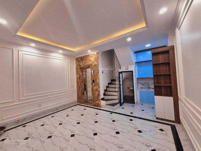 Жилье в Hanoi, Vietnam Жилье в Hanoi, Vietnam