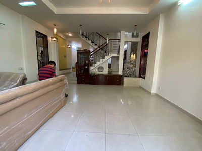 Gehäuse In Nha Be, Vietnam Gehäuse In Nha Be, Vietnam