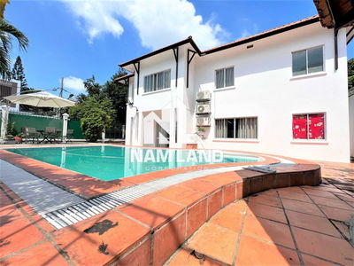 Gehäuse In Nha Be, Vietnam Gehäuse In Nha Be, Vietnam