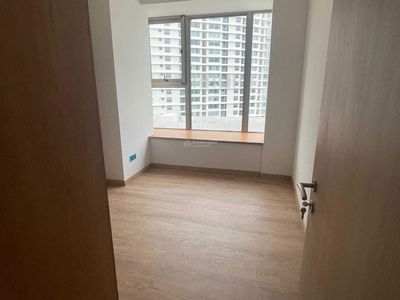 Nguyen Thi Thap Street, Vietnam Nguyen Thi Thap Street, Vietnam