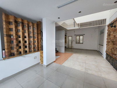 Gehäuse In Nha Be, Vietnam Gehäuse In Nha Be, Vietnam