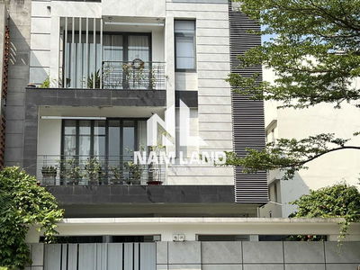 Gehäuse In Nha Be, Vietnam Gehäuse In Nha Be, Vietnam