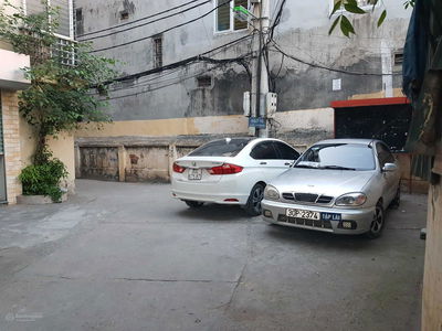 Housing in Hanoi, Vietnam Housing in Hanoi, Vietnam