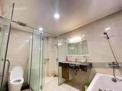 Housing in Hanoi, Vietnam Housing in Hanoi, Vietnam