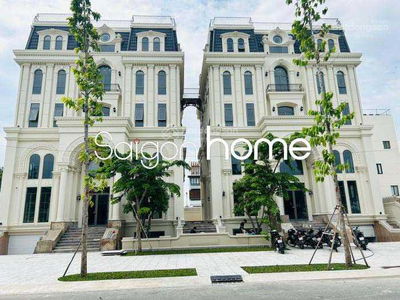 Housing in Nha Be, Vietnam  Housing in Nha Be, Vietnam