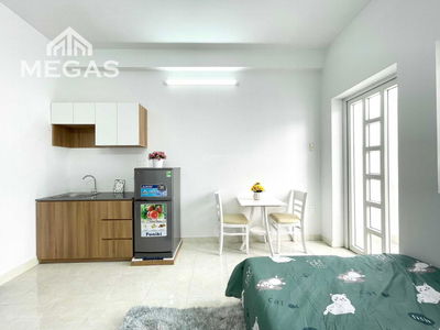 Minh Phung Street, Vietnam Minh Phung Street, Vietnam