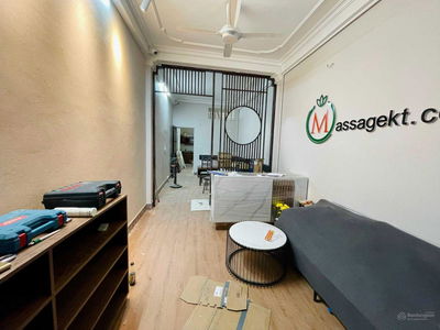 Gehäuse In Hanoi, Vietnam Gehäuse In Hanoi, Vietnam