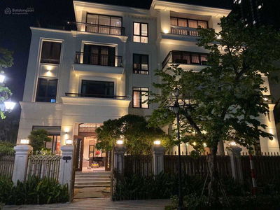 Vinhomes Golden River Ba Son, Vietnam Vinhomes Golden River Ba Son, Vietnam