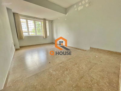 Housing in Nha Be, Vietnam Housing in Nha Be, Vietnam