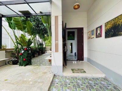 Swan Bay, Vietnam Swan Bay, Vietnam