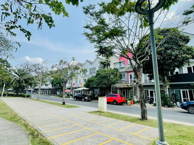 Park Riverside Tan Cang, Vietnam Park Riverside Tan Cang, Vietnam