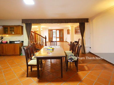 Gehäuse In Hanoi, Vietnam Gehäuse In Hanoi, Vietnam