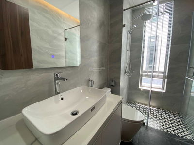 Lavila Kien A - Nha Be, Vietnam  Lavila Kien A - Nha Be, Vietnam