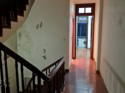 Gehäuse In Ha GJong, Vietnam Gehäuse In Ha GJong, Vietnam