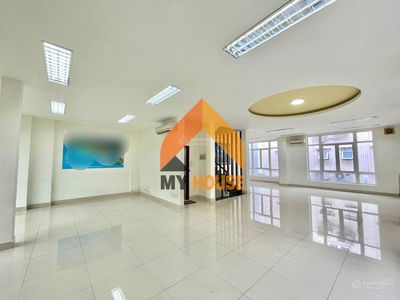 Housing in Nha Be, Vietnam Housing in Nha Be, Vietnam