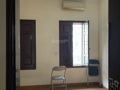 Gehäuse In Hanoi, Vietnam Gehäuse In Hanoi, Vietnam