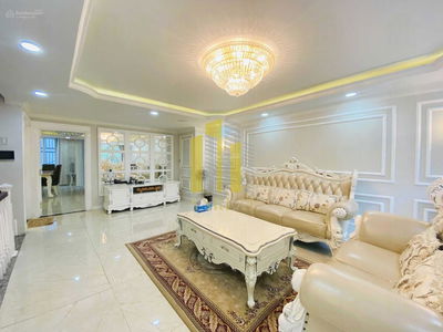 Gehäuse In Nha Be, Vietnam Gehäuse In Nha Be, Vietnam