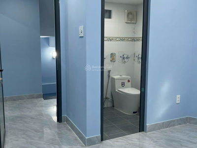 Gehäuse In Nha Be, Vietnam  Gehäuse In Nha Be, Vietnam